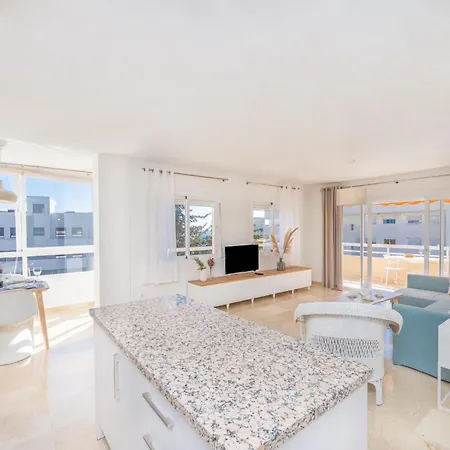 Sunny By Kura Homes Lägenhet