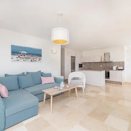 Lägenhet Sunny By Kura Homes *