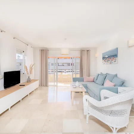 Lägenhet Sunny By Kura Homes